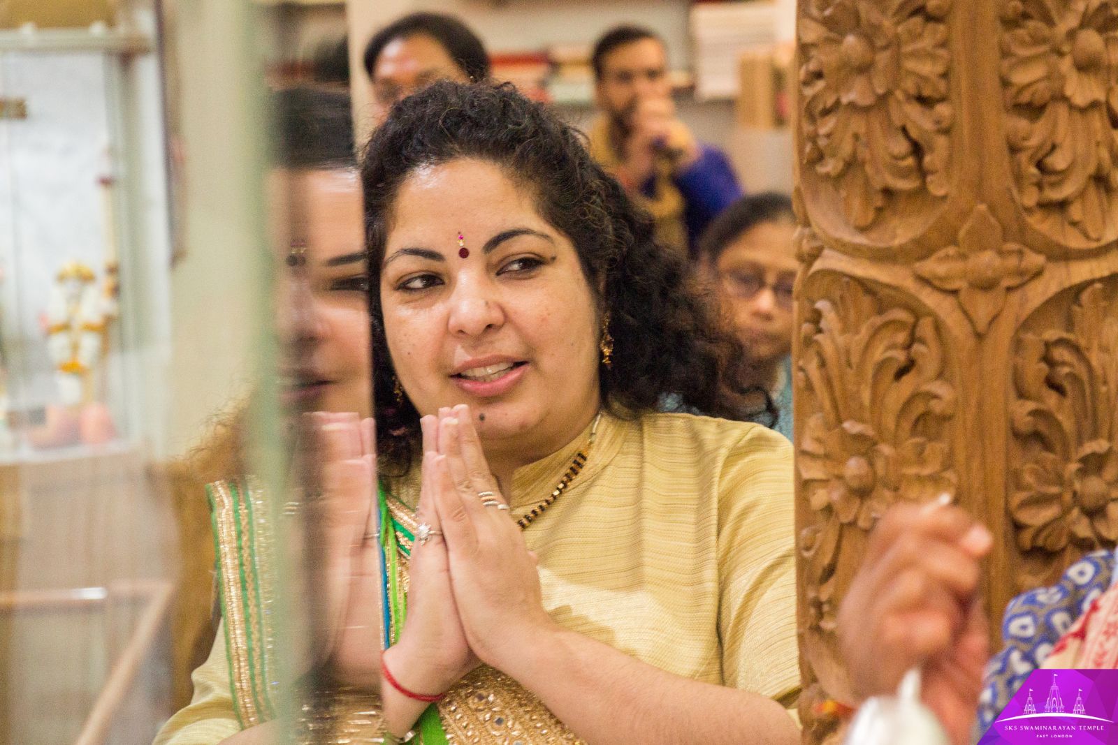 ©1987-2017 SKS Swaminarayan Temple East London